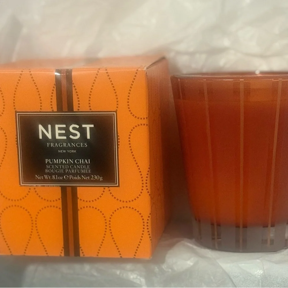 NEST Fragrances Pumpkin Chai Candle - Vibrant Orange - Picture 1 of 1